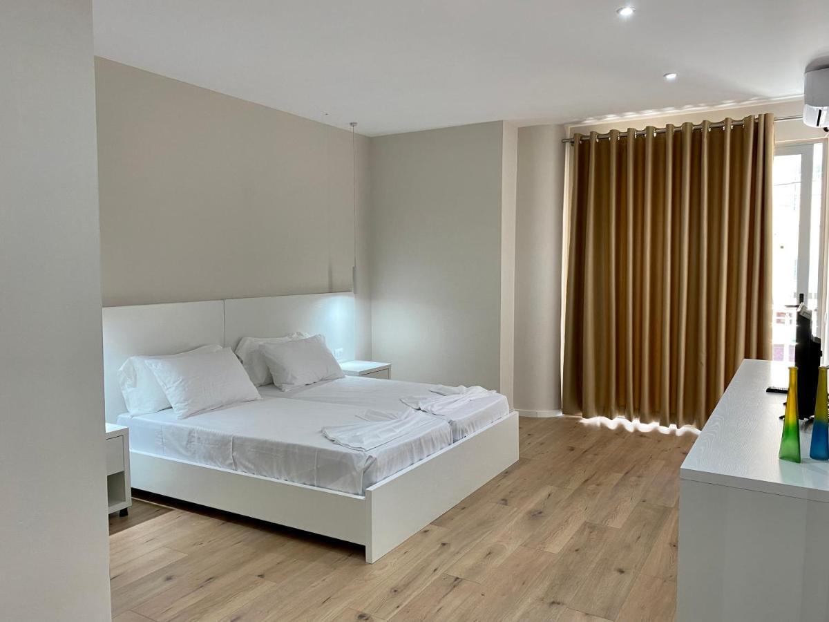 Violet'S Boutique Apartments Sarandë 외부 사진