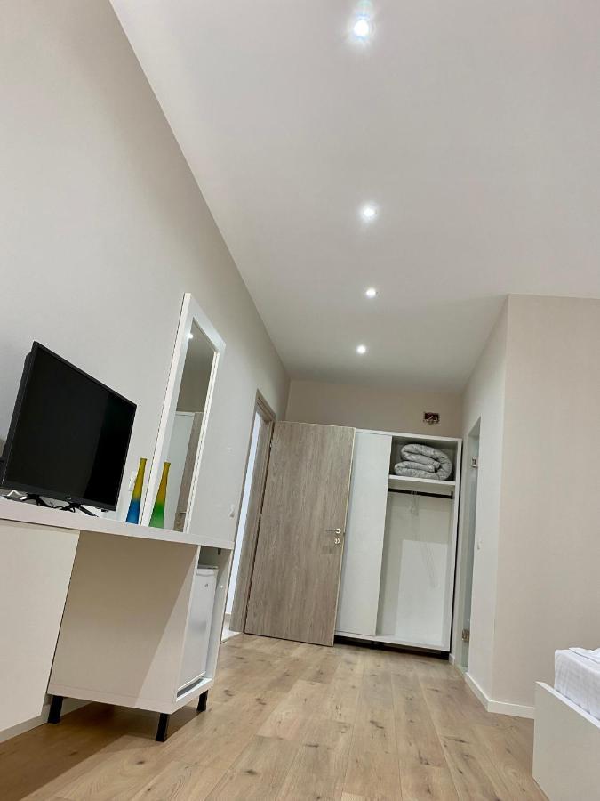 Violet'S Boutique Apartments Sarandë 외부 사진