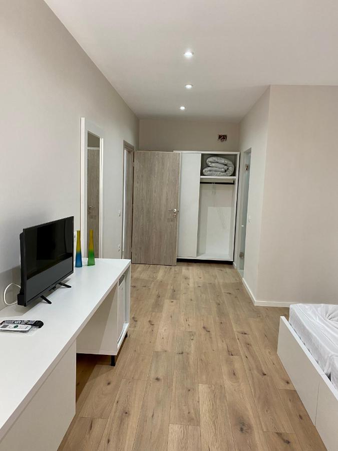 Violet'S Boutique Apartments Sarandë 외부 사진