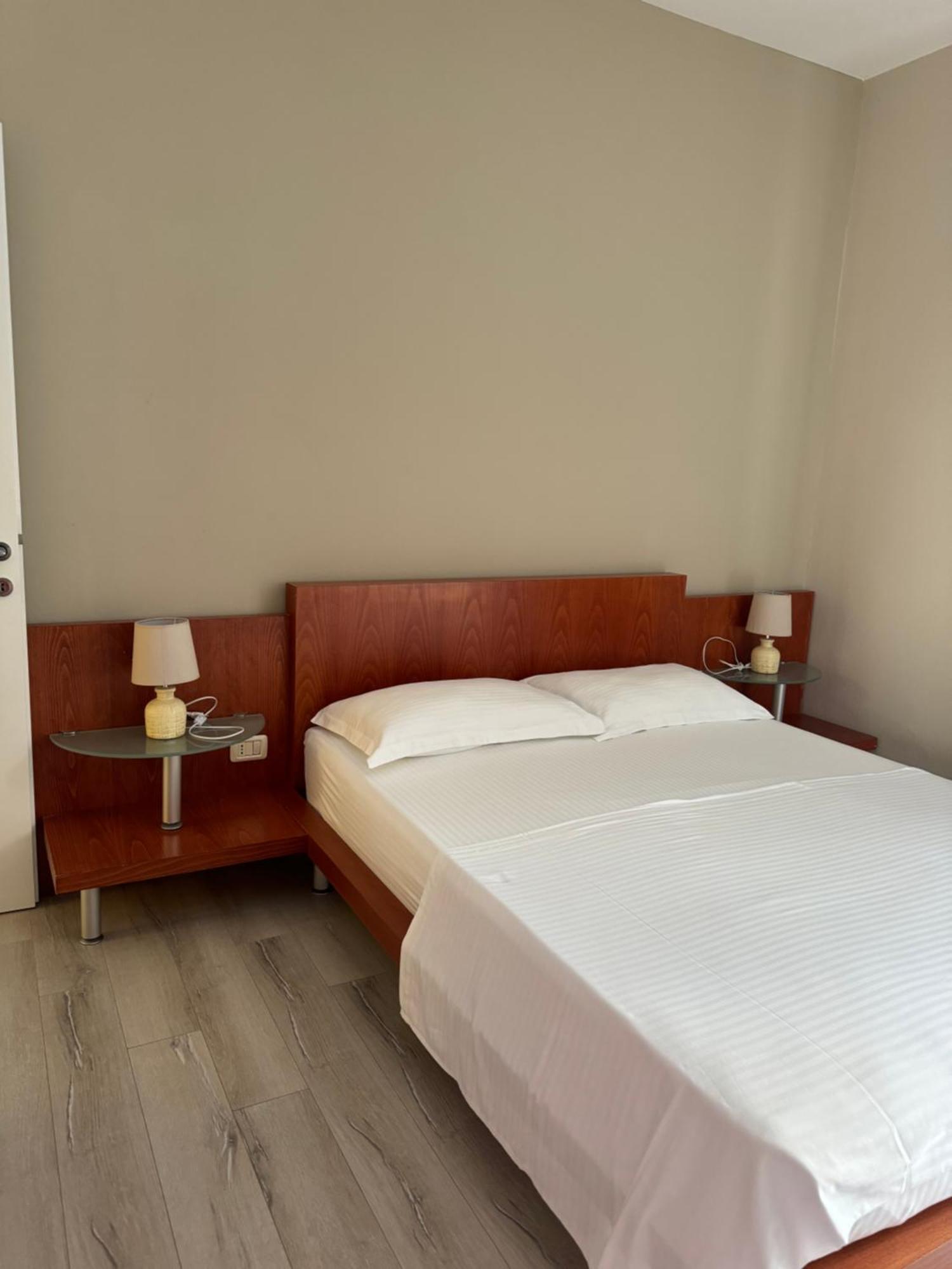 Violet'S Boutique Apartments Sarandë 외부 사진