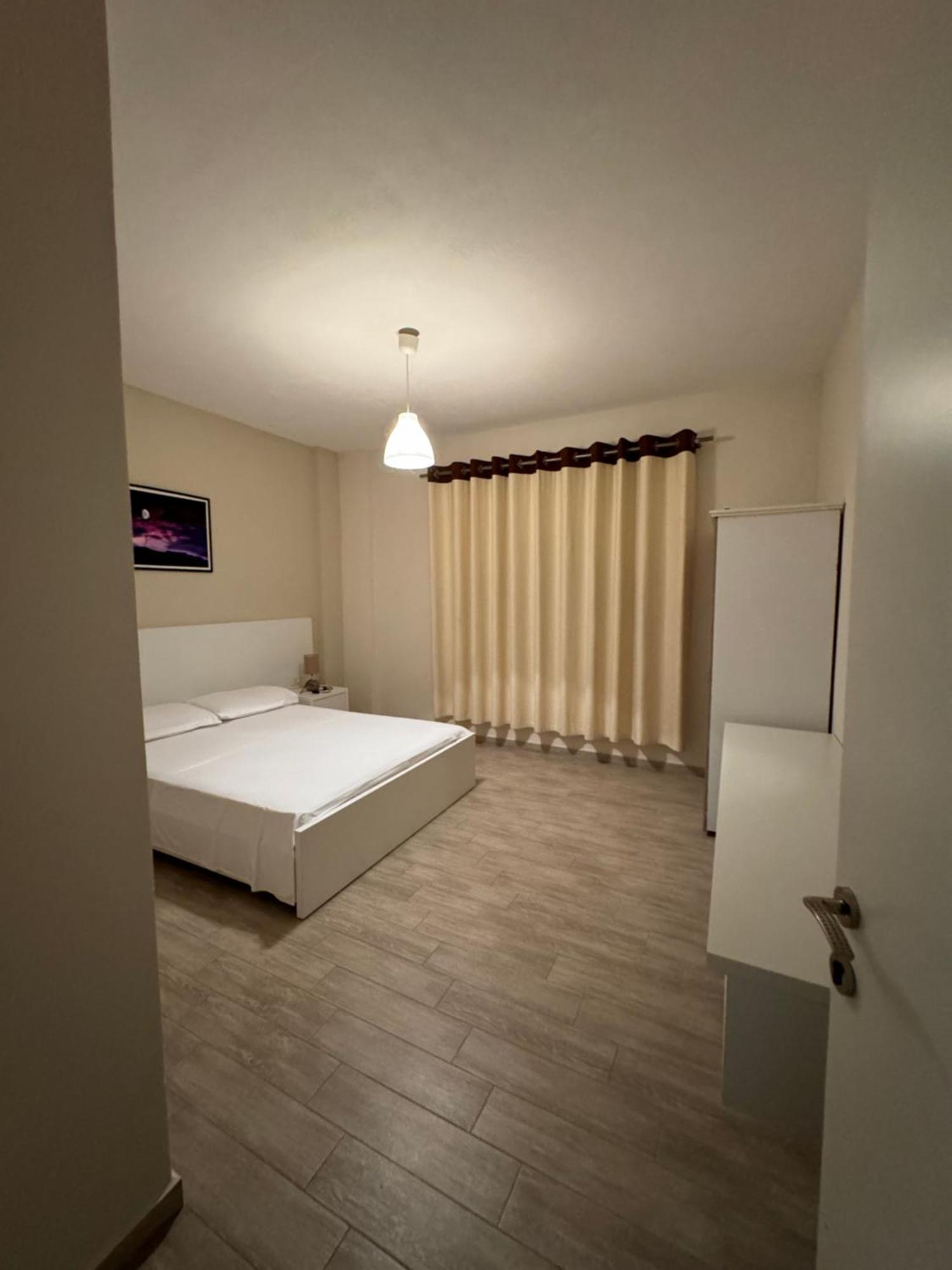 Violet'S Boutique Apartments Sarandë 외부 사진