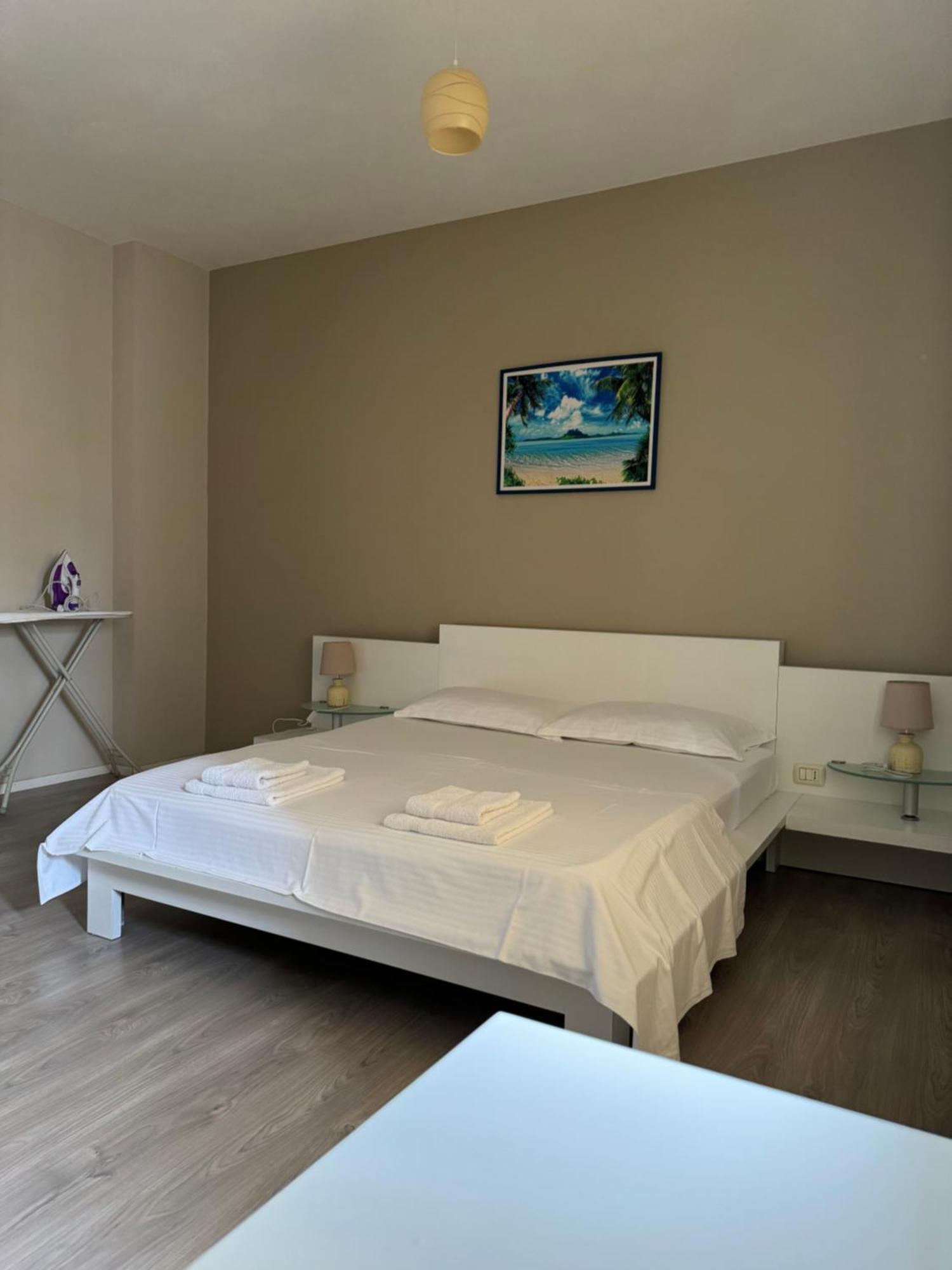 Violet'S Boutique Apartments Sarandë 외부 사진