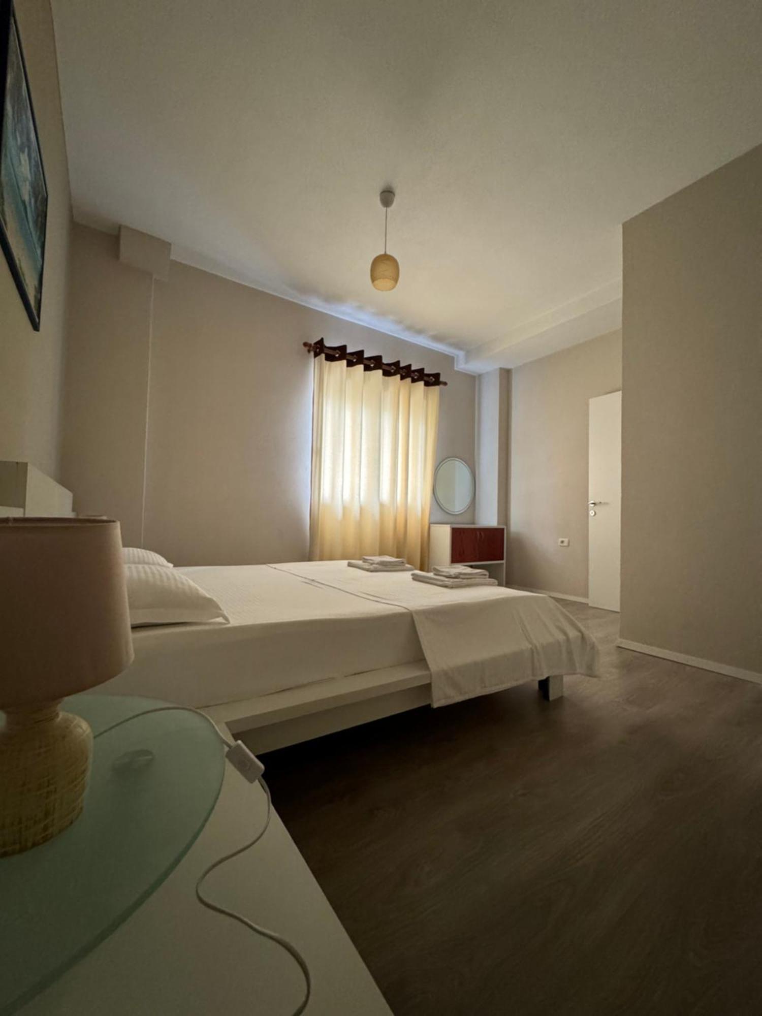Violet'S Boutique Apartments Sarandë 외부 사진