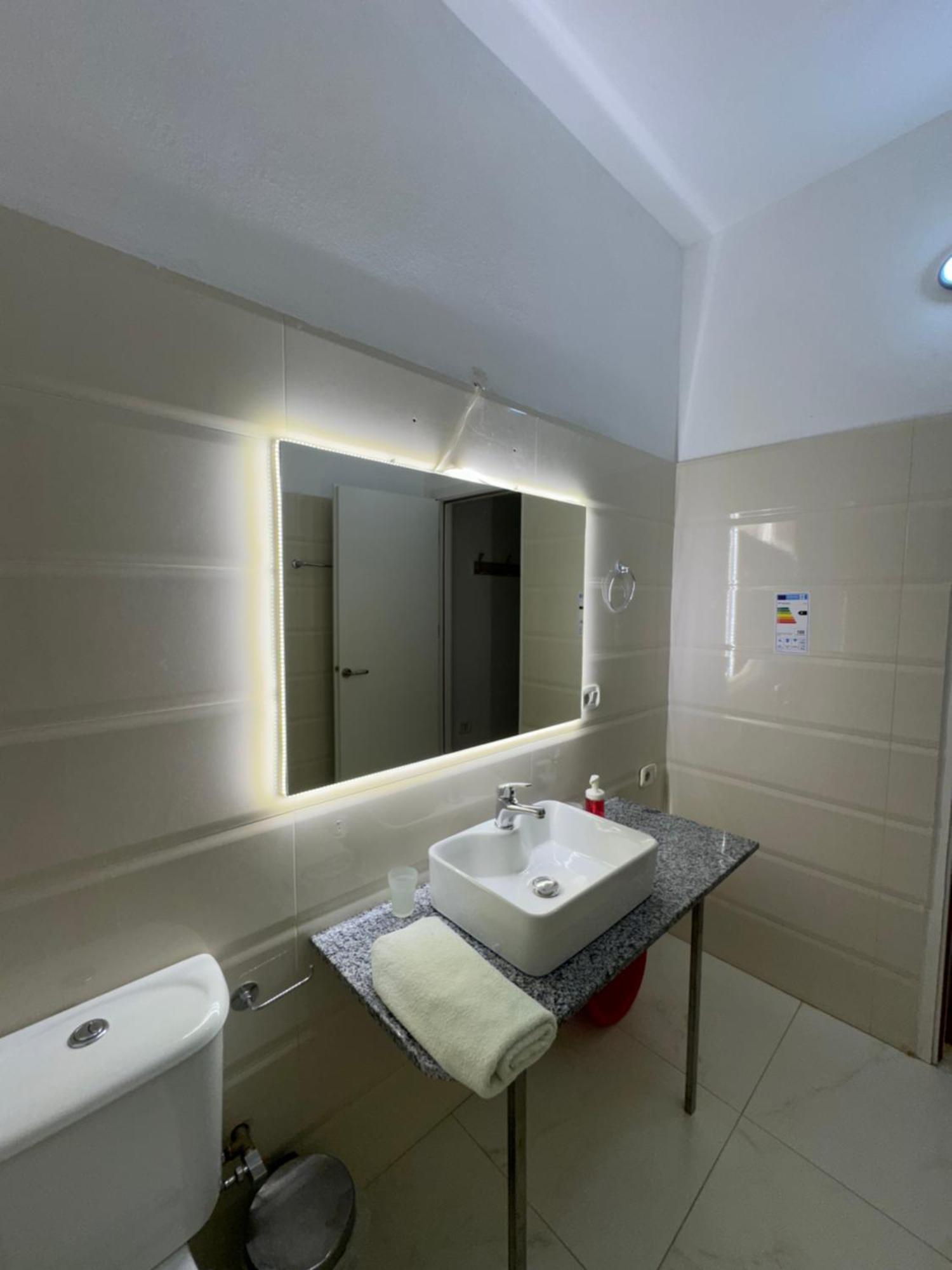 Violet'S Boutique Apartments Sarandë 외부 사진